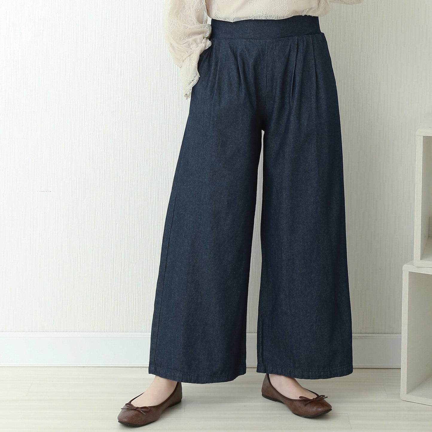 Lightweight Double Tuck Wide Leg Denim Pants | Elastic Waist -  Écru Doux