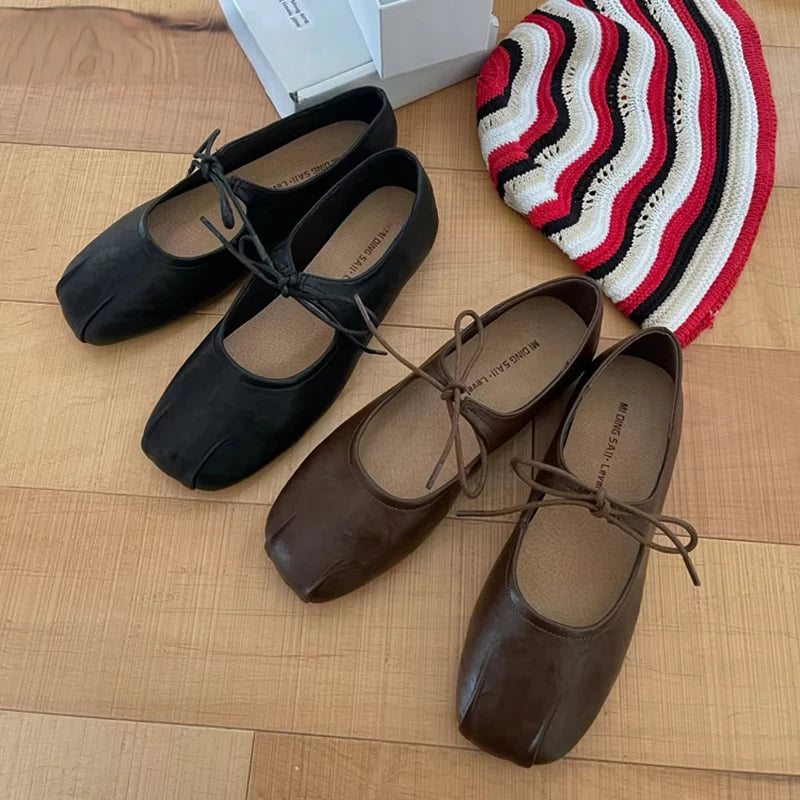 Soft Leather Ballet Flats with Butterfly Knot for Women -  Écru Doux