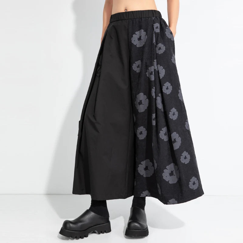 Black Floral Wide Leg Pants |  Vintage High Waist Trousers -  Écru Doux